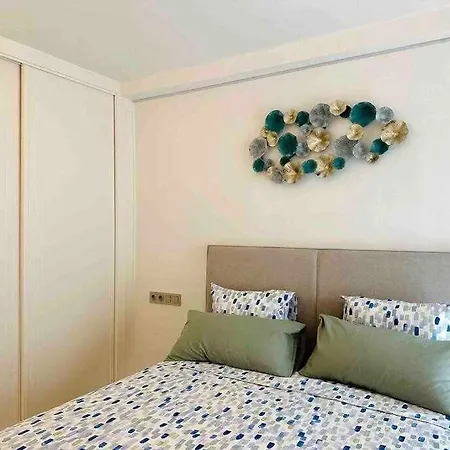 Pepes 3 Apartment Torremolinos
